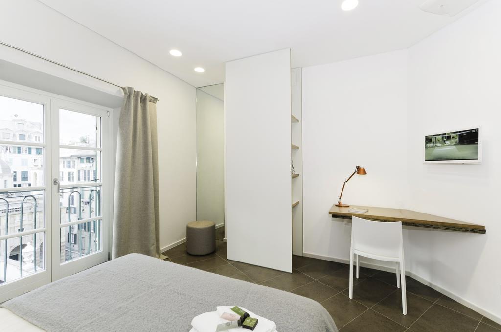 Deluxe Double Room Shower,212386652:JPEG