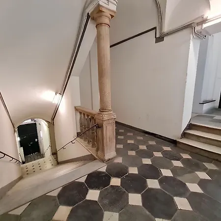 Genova Porto Antico Boutique Rooms-2